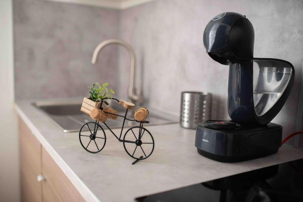 Appartement Tout Equipe Au Coeur Du Vieux Port Marseille Ngoại thất bức ảnh